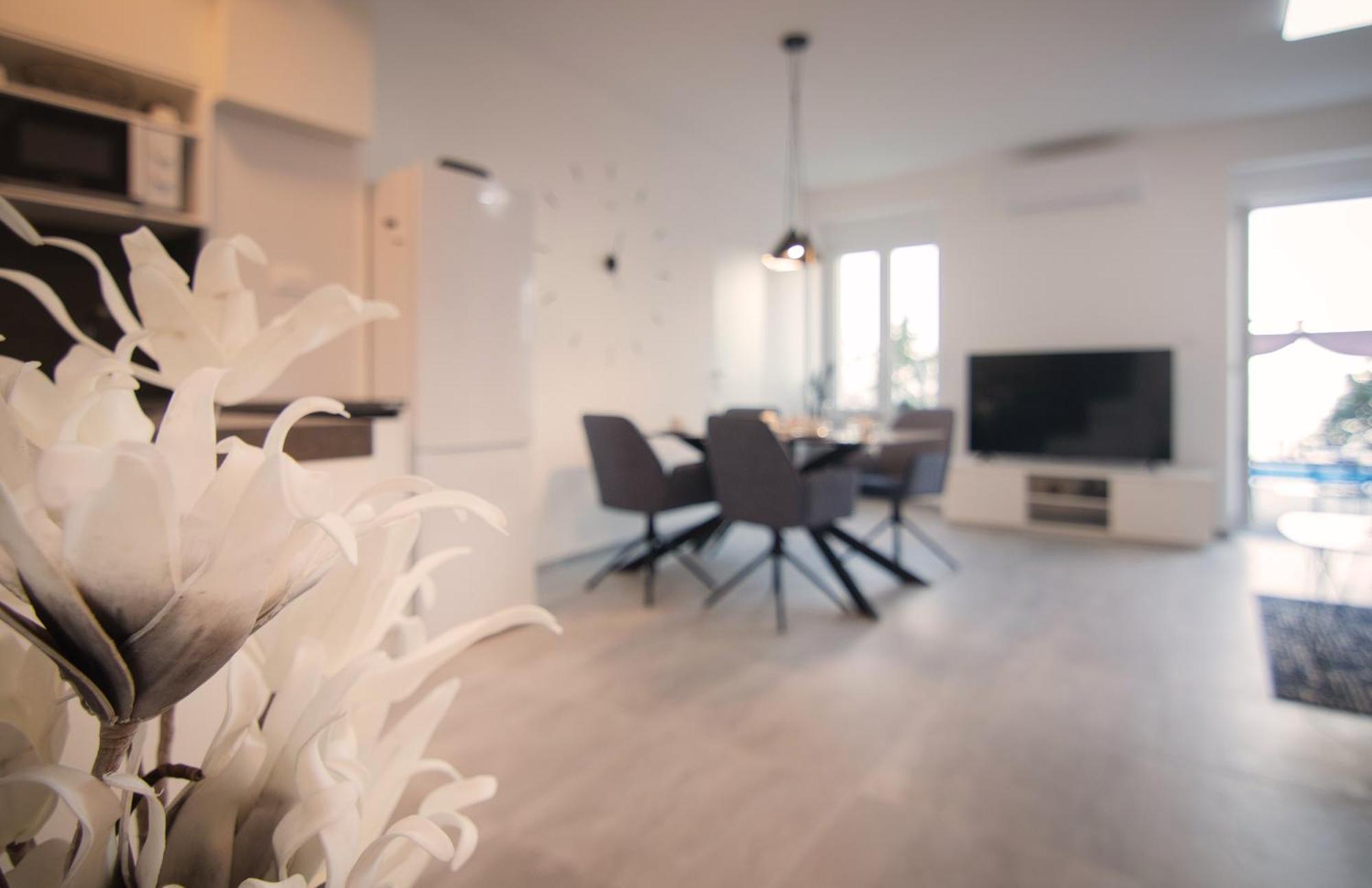 Apartman Xenna Rijeka Exterior foto